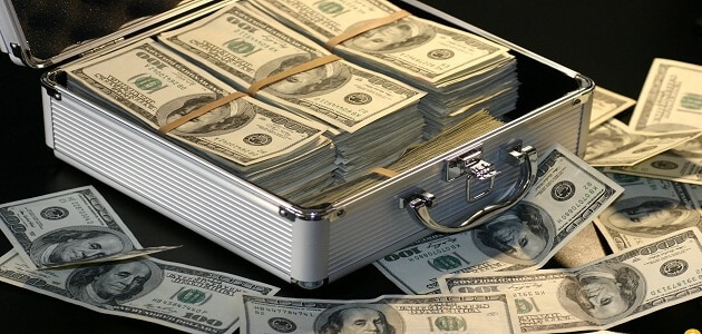 تعبیر خواب جمع آوری پول کاغذی از زمین