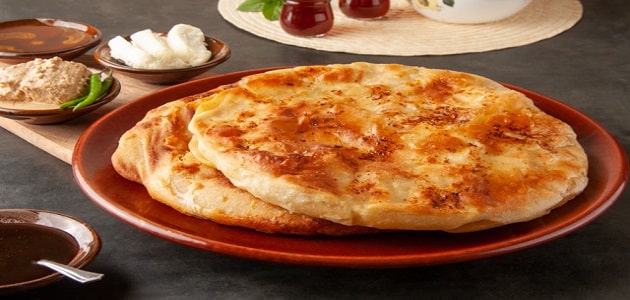 تعبیر دیدن و خوردن نان فطیر در خواب