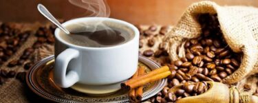 تعبیر خواب نوشیدن قهوه برای زنان مجرد، باردار و متاهل