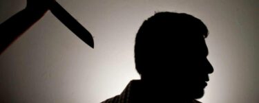تعبیر دیدن کسی که در خواب دیگری را می کشد و او را ذبح می کند و دیدن کشته شدن انسان.